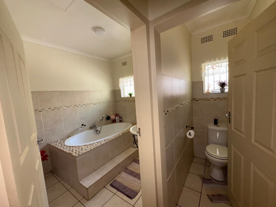 3 Bedroom Property for Sale in Bodorp North West